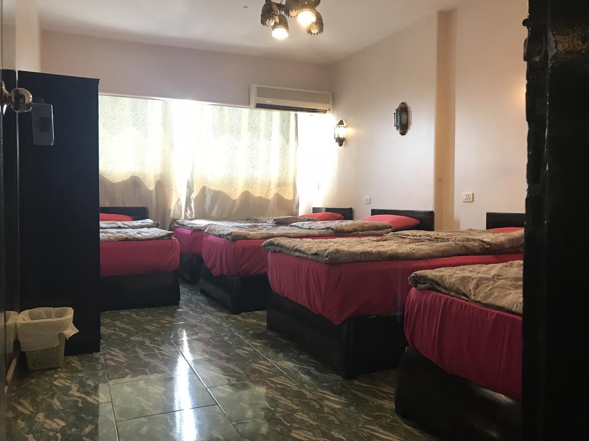 Wake Up! Cairo Hostel מראה חיצוני תמונה