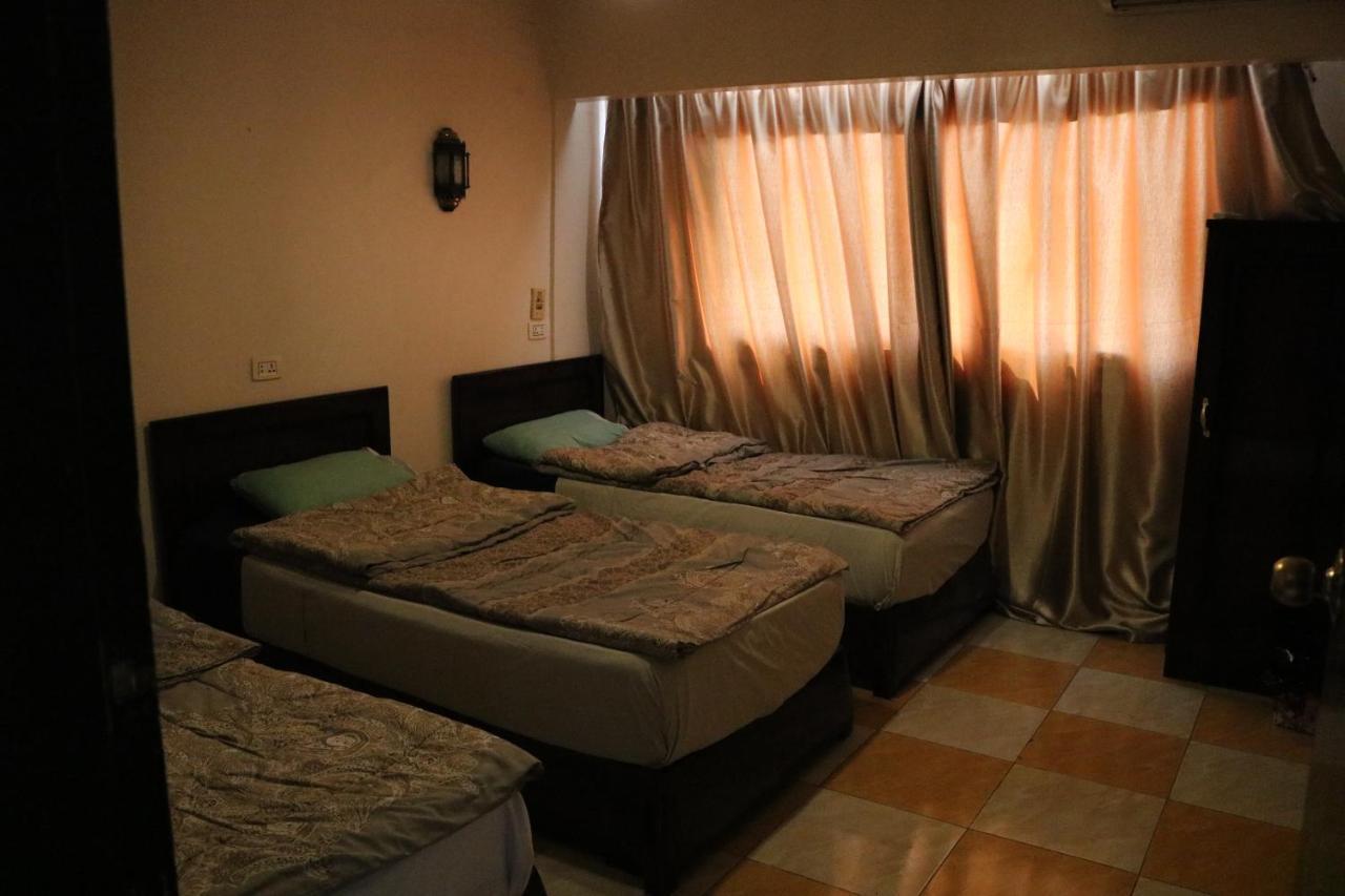 Wake Up! Cairo Hostel מראה חיצוני תמונה