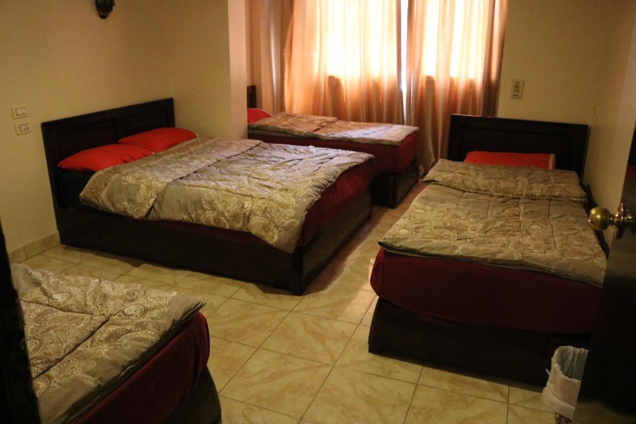 Wake Up! Cairo Hostel מראה חיצוני תמונה
