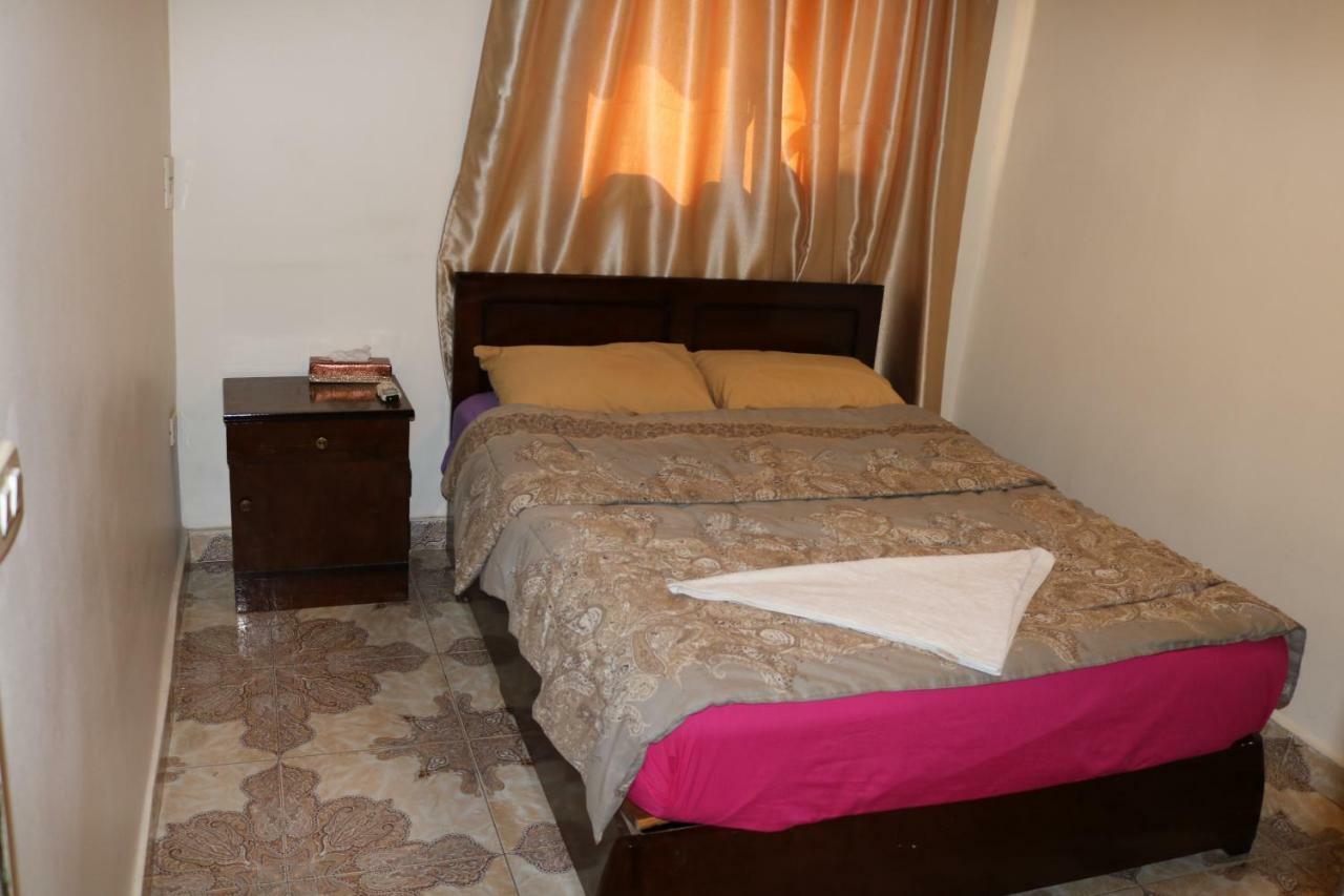 Wake Up! Cairo Hostel מראה חיצוני תמונה
